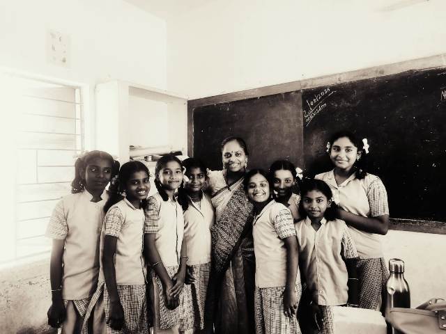 ஆசிரியர் பணியில்