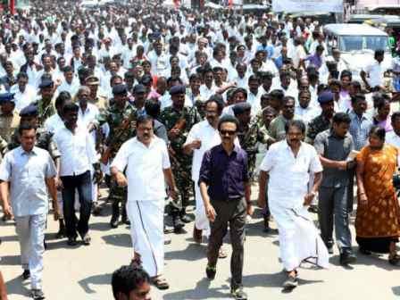 ஸ்டாலின் நடைபயணம்