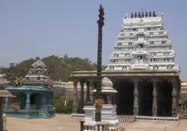 "கனகிரீஸ்வரர்" ஆலயம்