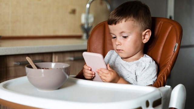 மொபைல் அடிக்சன்