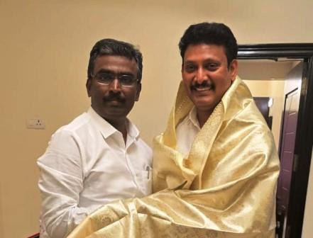 அமைச்சர் அன்பில் மகேஸ் - திருச்சி முருகானந்தம்