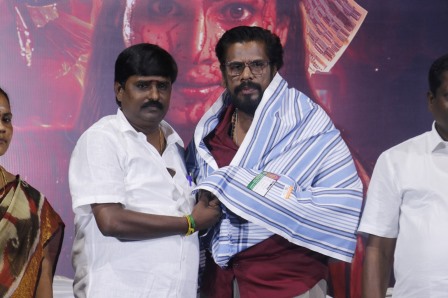 வீரத்தமிழச்சி