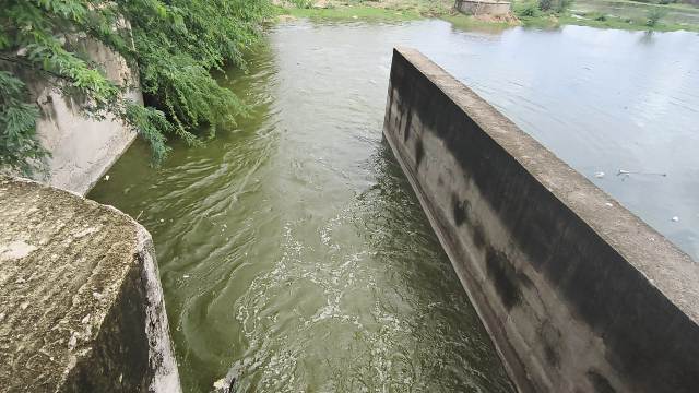 வைப்பாற்றில் வெள்ளப்பெருக்கு