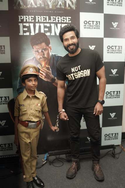 மகன் ஆர்யனுடன் விஷ்ணு விஷால்