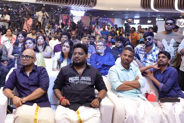 ஆண்பாவம் பொல்லாதது