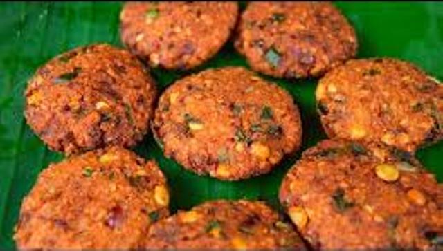 ஸ்பெஷல் மசாலா முப்பருப்பு வடை