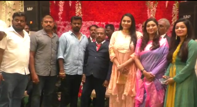 மோசடி மன்னர்கள்