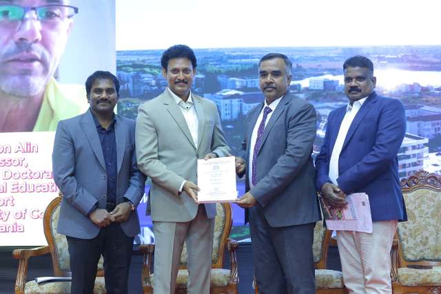 அன்பில் மகேஷ்