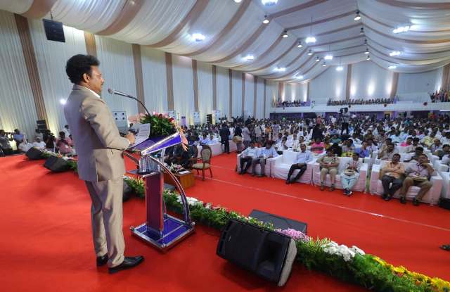 அன்பில் மகேஷ்