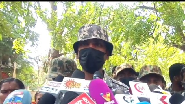 ராணுவ வீரர்கள் கோரிக்கை மனு