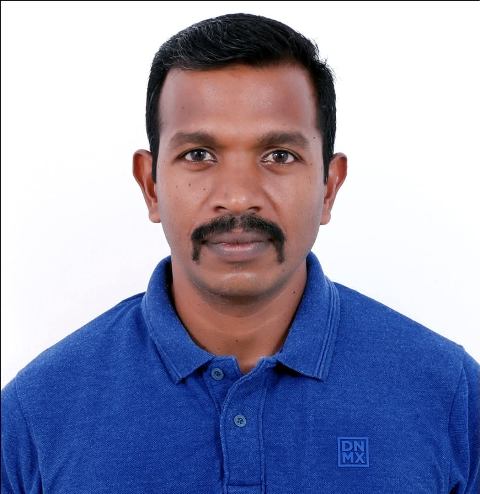 சிறைக்காவலா் லெனின்