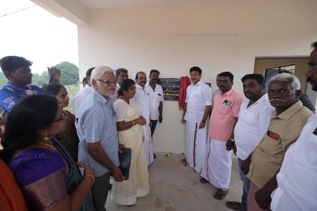 சீரணி அரங்கம் 