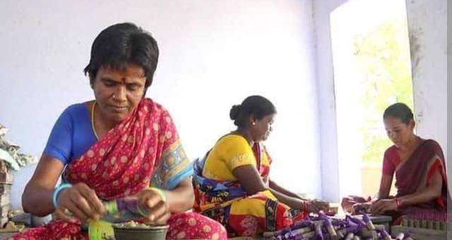 சிக்கலில் பட்டாசு தொழில்