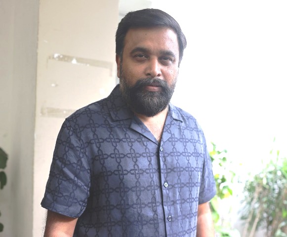 சசிகுமார்