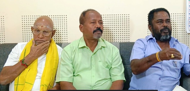 மருத்துவர் சமூக நல சங்கத்தினர்.