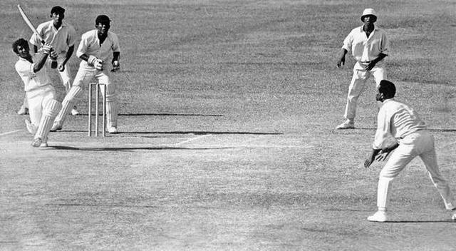 வெஸ்ட் இண்டீஸ் கவாஸ்கா்