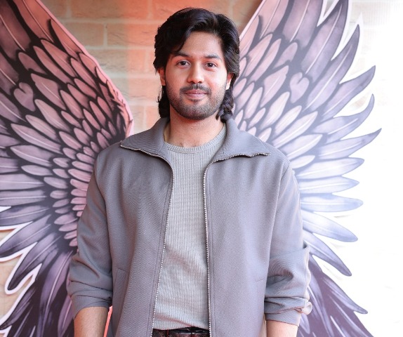 அஜய் கார்த்திக்