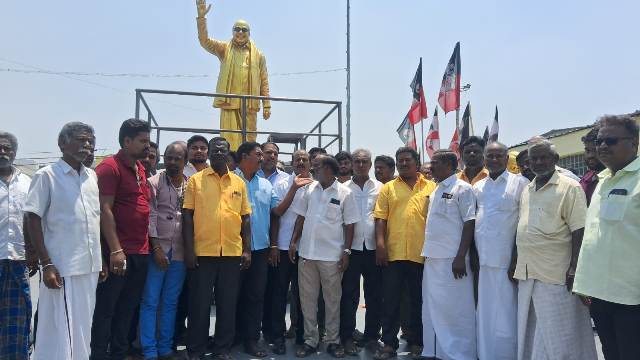 திமுக தொண்டர்கள்