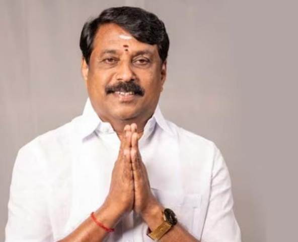 நயினார் நாகேந்திரன் 