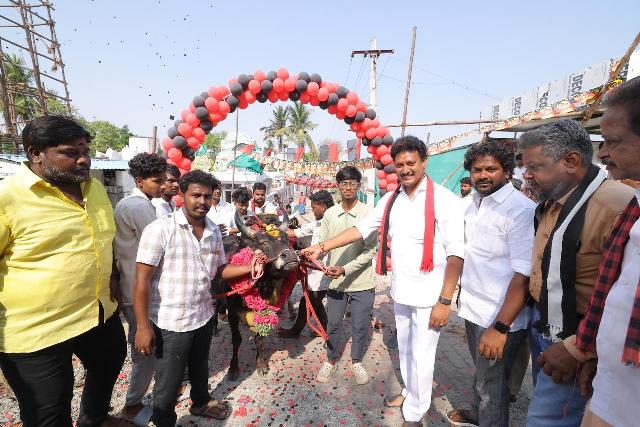 அன்பில் மகேஸ்