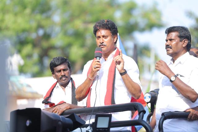 அன்பில் மகேஸ்