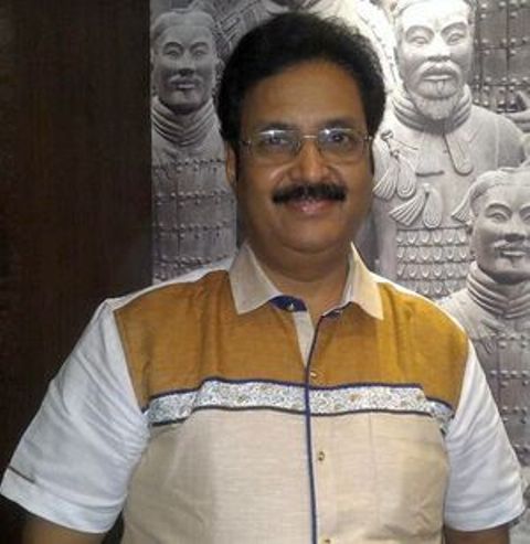 ஜூனியர் பட்டுக்கோட்டை பிரபாகர்.