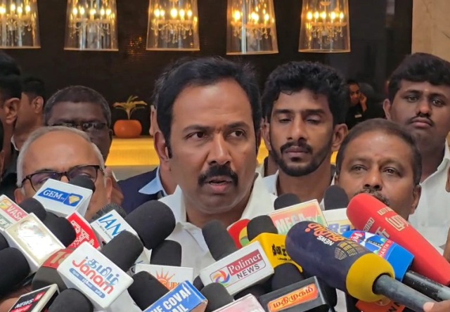 அமைச்சர்  ராஜேஷ்குமார் 