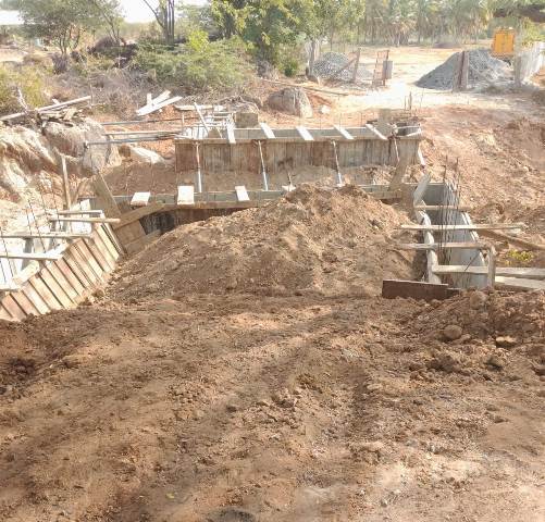  சட்டவிரோத தனியார் பாலம் …