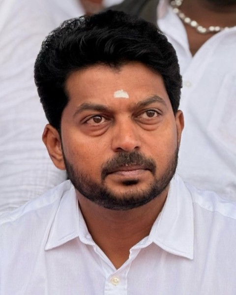 டி.கே.பிரபு