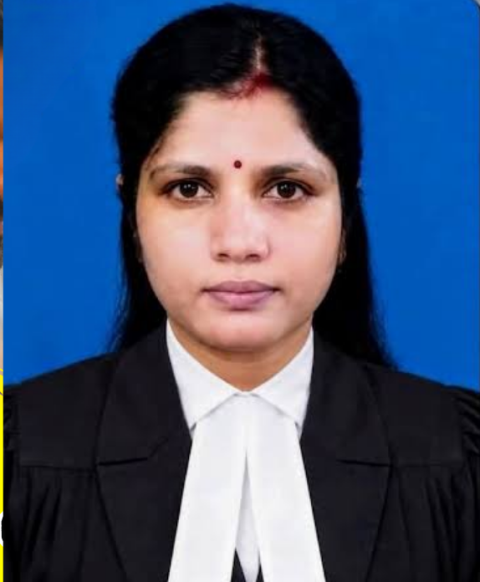 நீதியரசி பத்மா